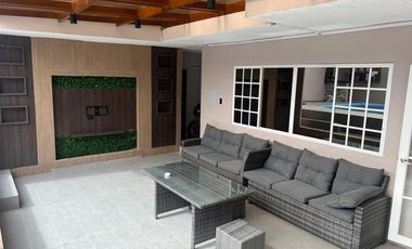 SE RENTA HERMOSA CASA FAMILIAR, MIRAFLORES,MACHALA