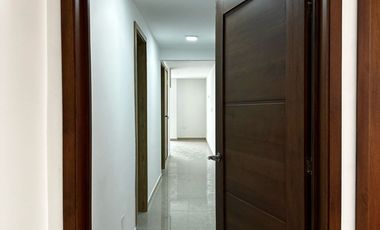 SE ARRIENDA APARTAMENTO EN SEGUNDO PISO BARRIO EL RETIRO