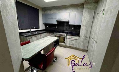 VENTA O RENTA AMUEBLADA,  ESQUINA,  4 HAB CON BAÑO!!