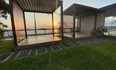 Departamento de venta en Riverside