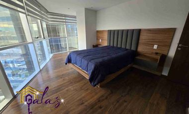 RENTA DEPARTAMENTO AMUEBLADO 3 HAB CON BAÑO CADA UNA!!