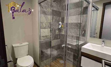 RENTA DEPARTAMENTO AMUEBLADO 3 HAB CON BAÑO CADA UNA!!