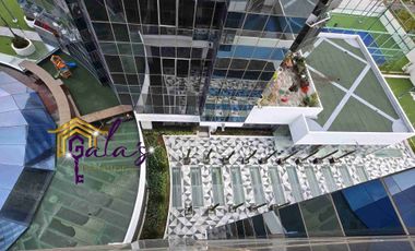 RENTA DEPARTAMENTO AMUEBLADO 3 HAB CON BAÑO CADA UNA!!