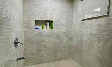 FOR SALE MODERN ELEGANT RETIREMENT HOME WITH SPACEOUS BACKYARD NEAR THE VALLEYS AND WITH ACCESS TO NEW CLARK CITY