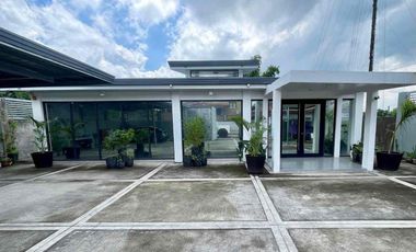 FOR SALE MODERN ELEGANT RETIREMENT HOME WITH SPACEOUS BACKYARD NEAR THE VALLEYS AND WITH ACCESS TO NEW CLARK CITY