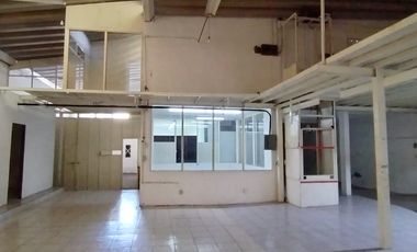 Bodega en renta en Zona segura y de alta actividad comercial