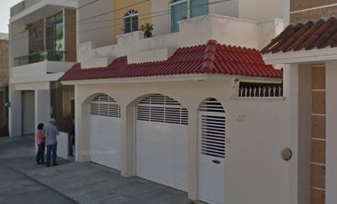 CASA EN VENTA EN JUPITER,JARDINES DE MOCAMBO ,BOCA DEL RIO ,VERACRUZ.
