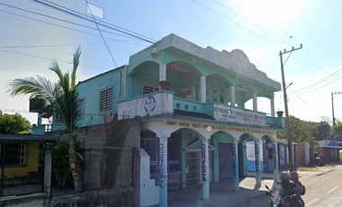 Casa en 86613 El Bellote, Tab., México.  EXCELENTE UBICACIÓN A 10 MIN DE LA PLAYA, CON BODEGA Y LOCALES COMERCIALES