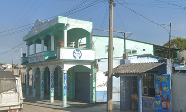 Casa en 86613 El Bellote, Tab., México.  EXCELENTE UBICACIÓN A 10 MIN DE LA PLAYA, CON BODEGA Y LOCALES COMERCIALES