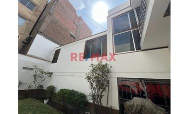 🏡 Amplia Y Elegante Casa En Venta – Ideal Para Familias Que Buscan Comodidad Y Estilo 🏡