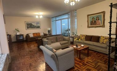 🏡 Amplia Y Elegante Casa En Venta – Ideal Para Familias Que Buscan Comodidad Y Estilo 🏡