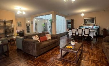 🏡 Amplia Y Elegante Casa En Venta – Ideal Para Familias Que Buscan Comodidad Y Estilo 🏡