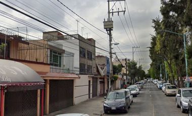 CASA EN VENTA EN JARDIN BALBUENA A 10 MIN DEL AEROPUERTO INTERNACIONAL BENITO JUAREZ