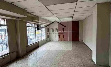 Casa Rentera en Venta, Urdesa Central en Norte de Guayaquil, Avenida principal y comercial.