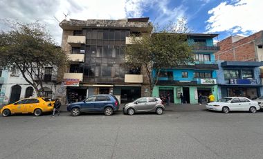 EN VENTA LOCAL COMERCIAL / AV. GONZALEZ SUAREZ