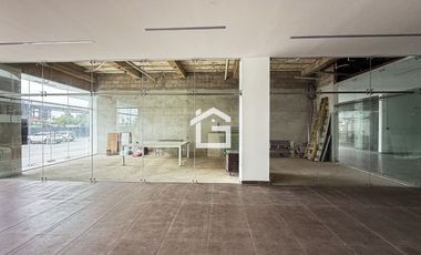 Local Comercial en Alquiler en Plaza Noah, Machala