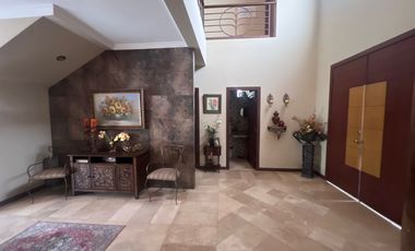 VENTA CASA EN PLAZA REAL VÍA SAMBORONDON