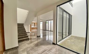 CASA EN VENTA EN PEDREGAL DE LA MONTAÑA, MONTERREY NUEVO LEON