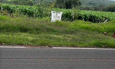 Terreno al borde de la carretera Valle de Juárez - Quitupan, en Jalisco