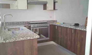 Renta Casa Sin Muebles en Vilanova Residencial