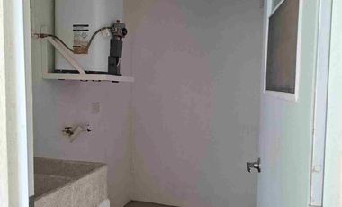 Renta Casa Sin Muebles en Vilanova Residencial