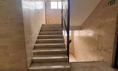 Oficina en Venta en Av. Tecnológico, San Ángel, Querétaro - Excelente Ubicación