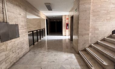 Oficina en Venta en Av. Tecnológico, San Ángel, Querétaro - Excelente Ubicación