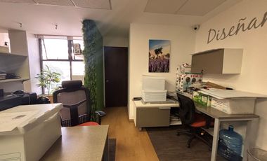 Oficina en Venta en Av. Tecnológico, San Ángel, Querétaro - Excelente Ubicación