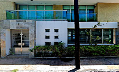 HERMOSA CASA DE RECUPERACIÓN BANCARIA EN VENTA EN COSTA DE ORO, VERACRUZ.