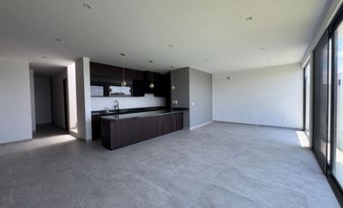 CASA EN VENTA EN LOMAS DEL MOLINO