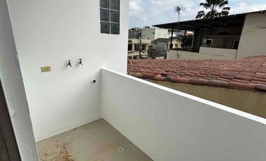 En alquiler departamento de 3 habitaciones como nuevo