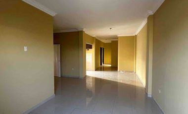 En alquiler departamento de 3 habitaciones como nuevo