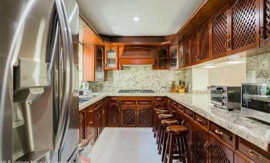 Villa Colonial de Lujo en venta en Isla Iguana – Frente al Canal de Marina Vallarta