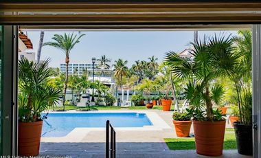 Villa Colonial de Lujo en venta en Isla Iguana – Frente al Canal de Marina Vallarta