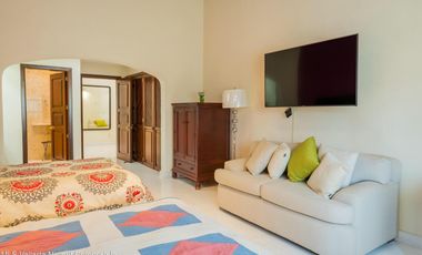 Villa Colonial de Lujo en venta en Isla Iguana – Frente al Canal de Marina Vallarta