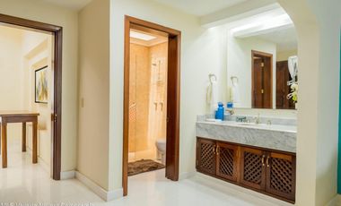 Villa Colonial de Lujo en venta en Isla Iguana – Frente al Canal de Marina Vallarta