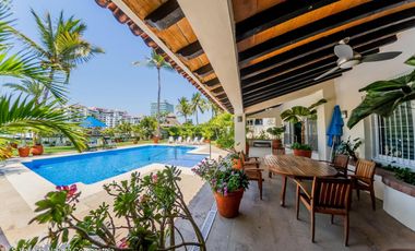Villa Colonial de Lujo en venta en Isla Iguana – Frente al Canal de Marina Vallarta
