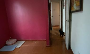 Vendo cómoda casa  de 2 pisos en La Cisterna, 5 dormitorios 2 baños, $ 182.000.000