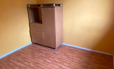 Vendo cómoda casa  de 2 pisos en La Cisterna, 5 dormitorios 2 baños, $ 182.000.000