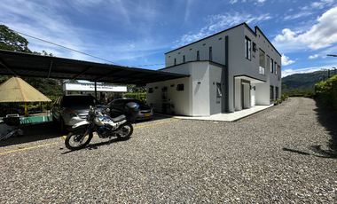 Casa campestre de lujo en Restrepo-Meta