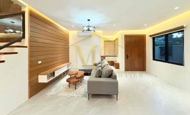 5 Bedrooms Modern House with Swimming Pool near Clark