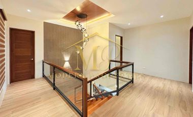 5 Bedrooms Modern House with Swimming Pool near Clark