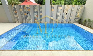 5 Bedrooms Modern House with Swimming Pool near Clark