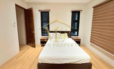 5 Bedrooms Modern House with Swimming Pool near Clark