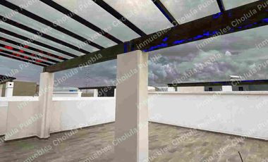 Penthouse nuevo en venta, 2 niveles, con roof top privado, a 5 minutos de UDLAP, Explanada Puebla y zona arqueológica de Cholula.