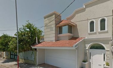 CASA EN VENTA EN VERACRUZ CENTRO A 5 MINUTOS DE PLAYA VILLA DEL MAR