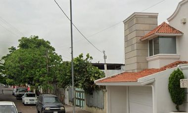 CASA EN VENTA EN VERACRUZ CENTRO A 5 MINUTOS DE PLAYA VILLA DEL MAR