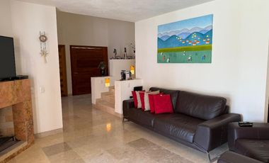 CASA EN VENTA, SAN LUIS POTOSI, LA FLORIDA, SEMINUEVA, ELEGANCIA Y CONFORT