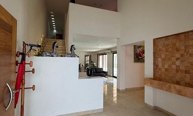 CASA EN VENTA, SAN LUIS POTOSI, LA FLORIDA, SEMINUEVA, ELEGANCIA Y CONFORT