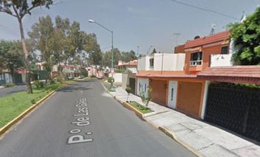 VENTA DE CASA EN LOMAS ESTRELLA IZTAPALAPA A 5 MINUTOS DE PARQUE LAS ANTENAS